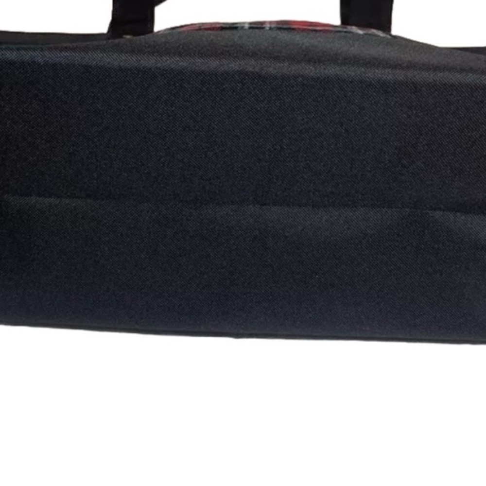 BNWT Urban Outfitters Plaid Tote PERFECT HOLIDAY TOTE; PRICE FIRM NO DISCOUNTS! - Picture 6 of 14